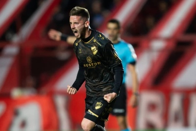 Platense se qued&oacute; con el cl&aacute;sico