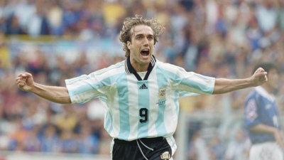 Gabriel Batistuta felicit&oacute; a Lionel Messi por igualar su r&eacute;cord de goles en Mundiales