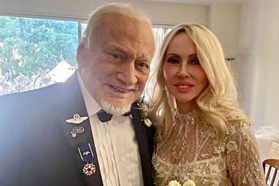 Buzz Aldrin, el segundo astronauta en pisar la Luna, se cas&oacute; al cumplir 93 a&ntilde;os