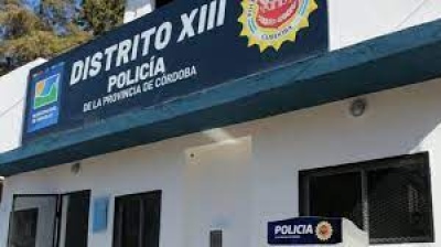 C&oacute;rdoba: una joven fue secuestrada y logr&oacute; escapar al tirarse con el auto en movimiento