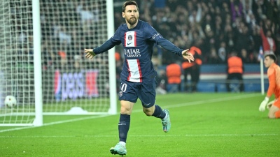 Messi negocia con el PSG para su renovaci&oacute;n