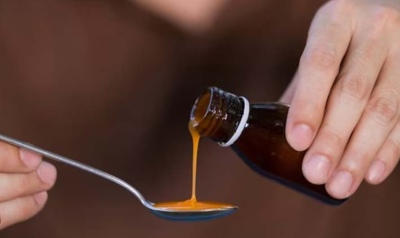 Pens&oacute; que era jarabe, le dio veneno para ratas a su hija