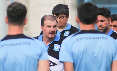 Muri&oacute; Gustavo Raggio, entrenador de Estudiantes de R&iacute;o Cuarto