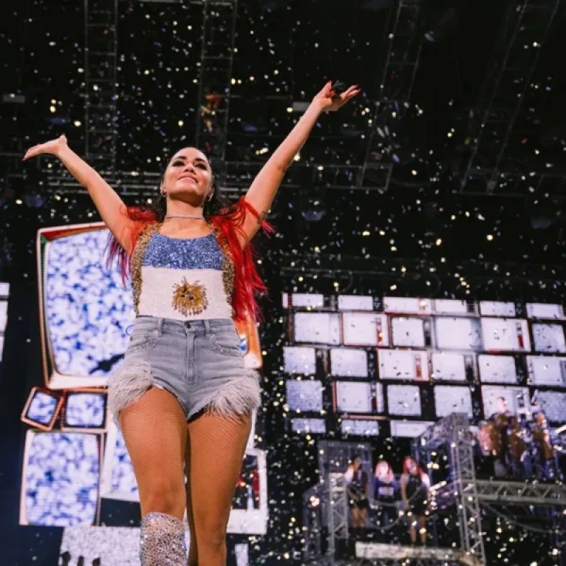 La reacción de Lali Espósito a ”el que no salta es un inglés”