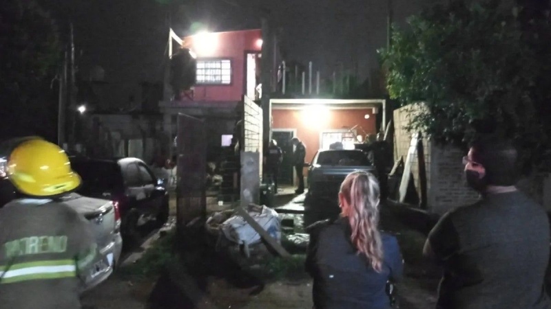 Moreno: descubren la cabeza y el torso de una mujer en un campo