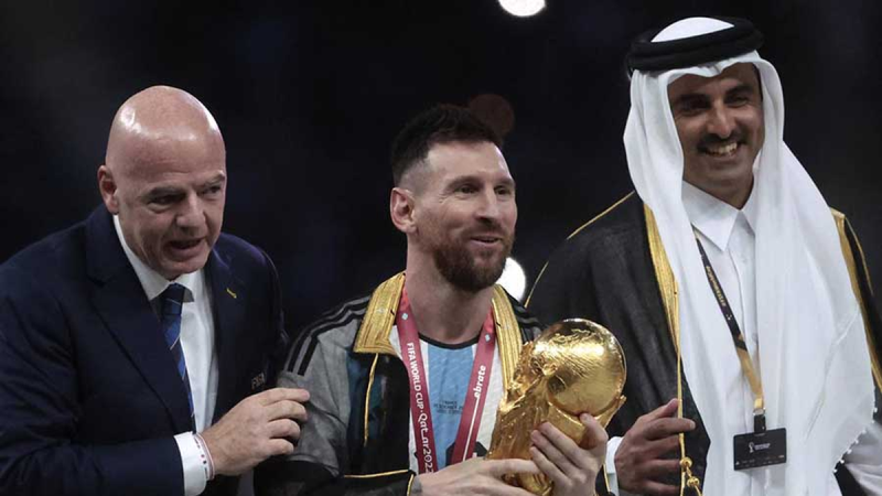 Las lujosas vacaciones en Argentina del Emir de Qatar que coronó a Lionel Messi