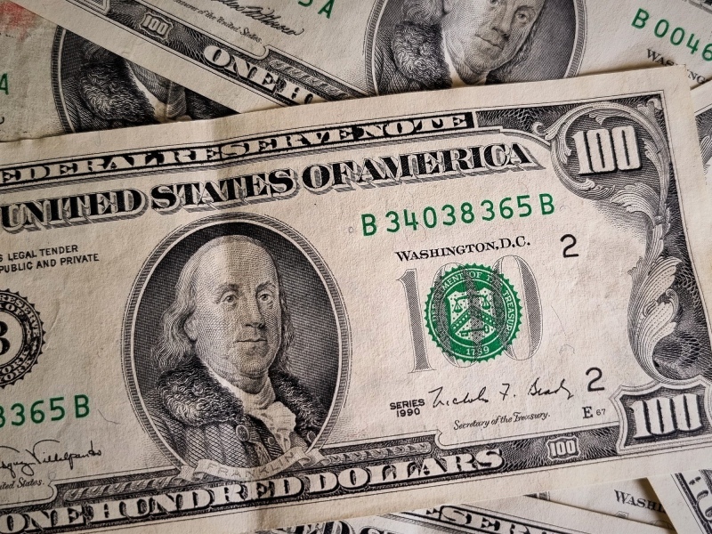 ¿Qué dijo la Reserva Federal de Estados Unidos sobre la validez de los dólares ”cara chica”?