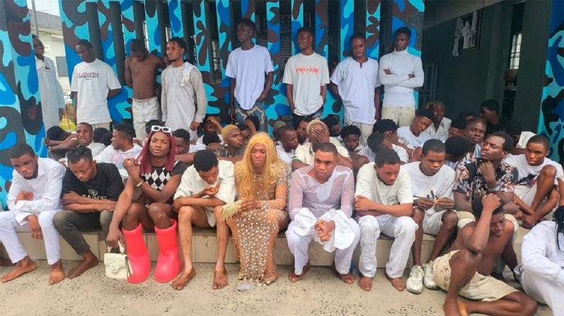 Nigeria: Detuvieron a más de 70 personas por organizar una boda homosexual