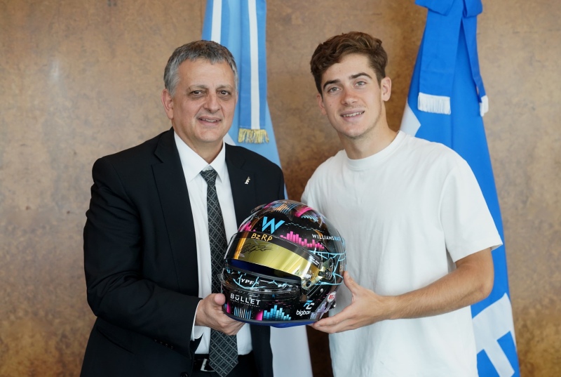 Un micrófono abierto y una pista: ¿Colapinto vuelve a la F1?